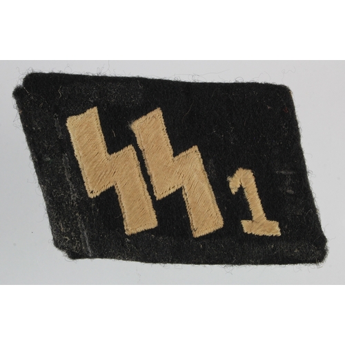 1083 - German SS No1 collar patch