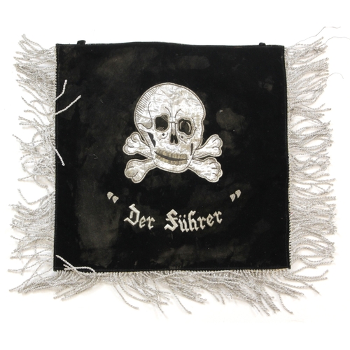 1094 - German SS Trumpet banner, Der Fuhrer, service wear.