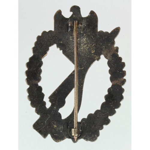 1118 - German Wehrmacht Infantry Assault badge.