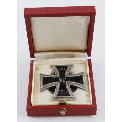 1188 - Imperial German Iron Cross 1st class, screwback, one piece, in fitted case.