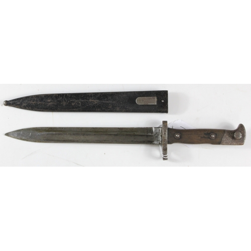 34 - Czech V2-33 bayonet in its steel scabbard