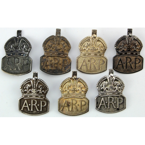 493 - WW2 silver hallmarked ARP lapel badges (7)