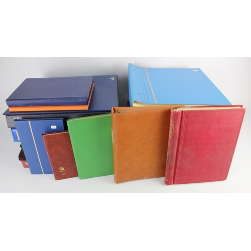 141 - Accessories - a vast amount of various 2nd hand albums / binders / few stockbooks / plus Hawid mount... 