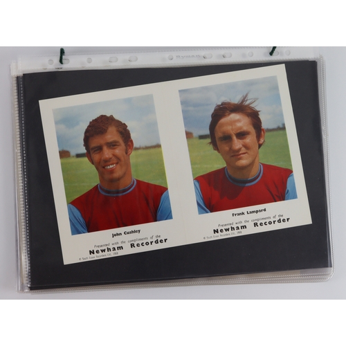 581 - Football - West Ham, Newham Recorder, 2 complete sets of EL size cards, 1 set of 8 coloured cards wi... 