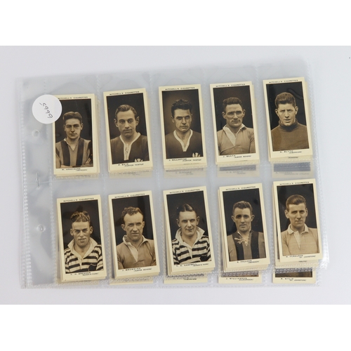 622 - Mitchell - Scottish Footballers, complete set in pages EXC cat value £175