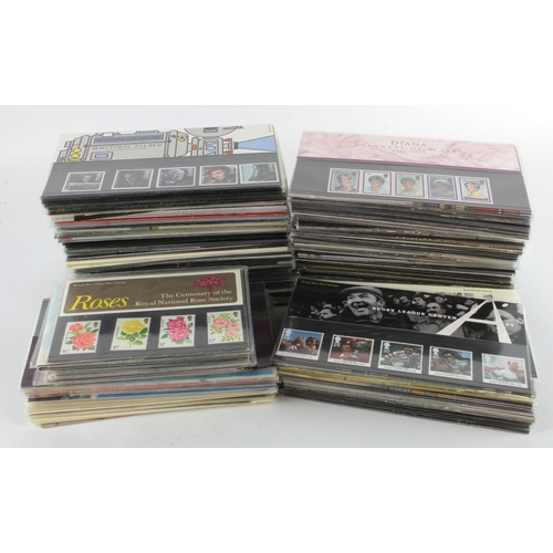 79 - GB - crate of Presentation Packs, mainly 1980's & 1990's  (approx 300)