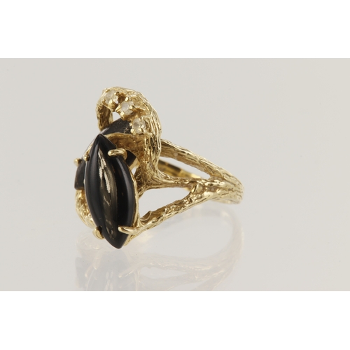 106 - 14ct dress ring featuring two marquise shaped onyx measuring approx. 14mm x 6mm and three paste high... 