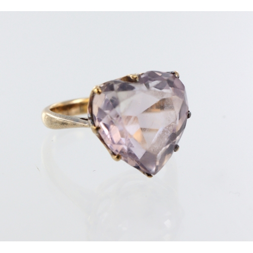 14 - 9ct yellow gold amethyst heart shaped ring, amethyst measuring 14mm x 14mm, finger size N, weight 4.... 