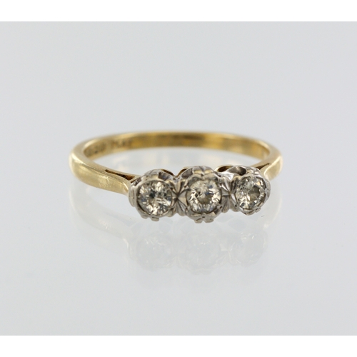 275 - 18ct yellow gold diamond trilogy ring, three round brilliant cuts, total diamond weight approx. 0.24... 