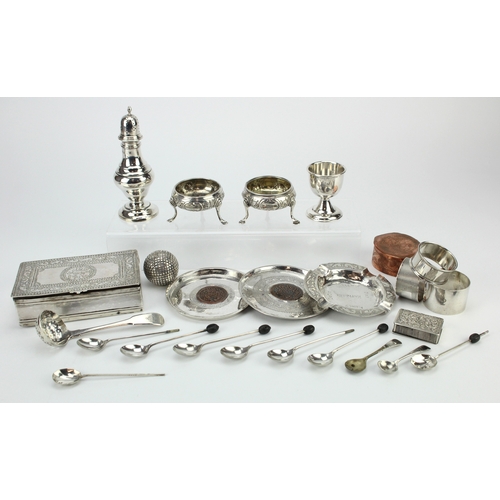 602 - Mixed Silver & White Metal. A collection of various silver & white metal items, including Middle Eas... 