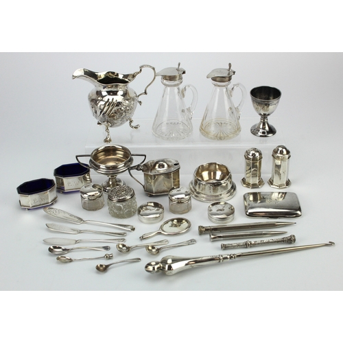 610 - Mixed Silver. A collection of various silver items, including cruets, trinkets, jugs, etc., silver w... 