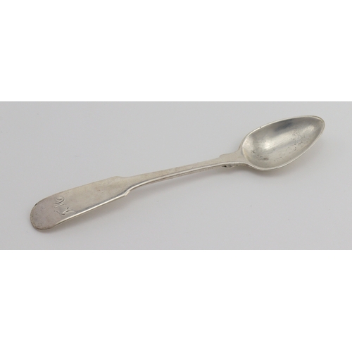 425 - Scottish silver fiddle pattern snuff spoon, Edinburgh 1818 by George Fenwick, length 9.2cm, weighs 5... 