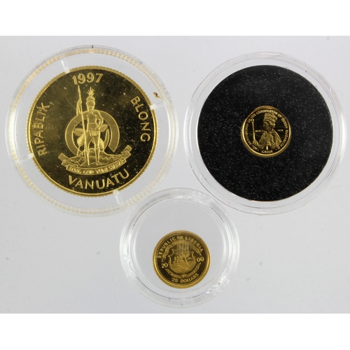 338 - World Gold Coins (3): Vanunatu QM 100 Vatu 1997 nFDC in capsule; Liberia Charlemagne $25 mini coin 2... 