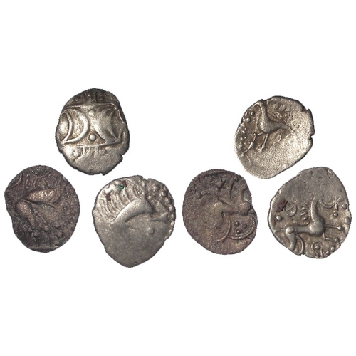 345 - Celtic Britain, Iceni Silver Units (3): 2x boar horse S.431, 1.11g uneven strike VF in places; 0.71g... 