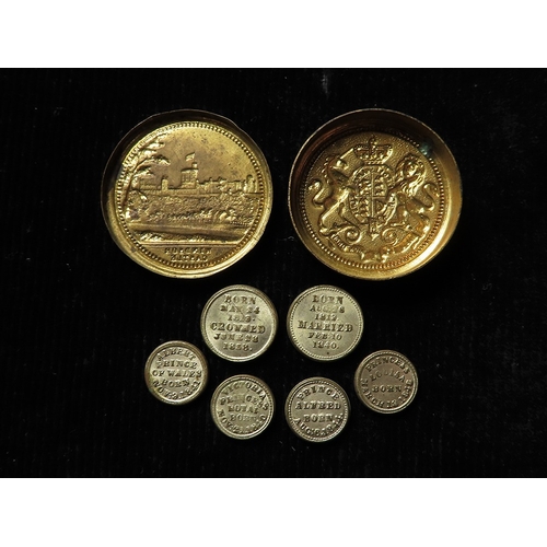 446 - Victorian, Windsor Castle brass capsule set of miniature medalets depicting the Royal family: Queen ... 