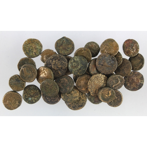 451 - Ancient Greek, a group of 36x cleaned bronze minors, seem to be mainly Pisidia, Selge: Hercules / st... 