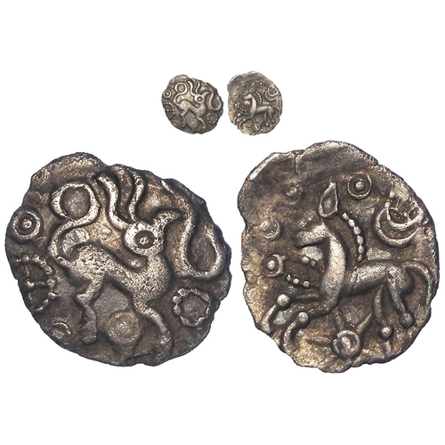 456 - Celtic Britain: (Catuvellauni) 'Puckeridge' type silver half unit, bird-headed hare r. / horse l. AB... 