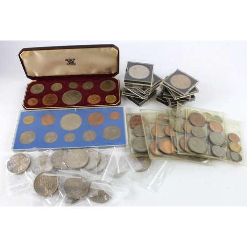 589 - GB 1953 Coronation sets and coins: A 1953 Proof Set GEF in a near contemporary Royal Mint replacemen... 