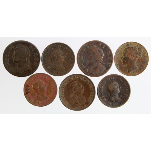 642 - GB Farthings (7) 18th-19thC assortment, mixed grade.