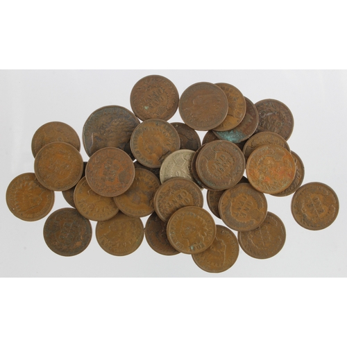 818 - USA copper & bronze (34) mostly Indian head cents, a couple of Woods coppers as well, mixed grade.