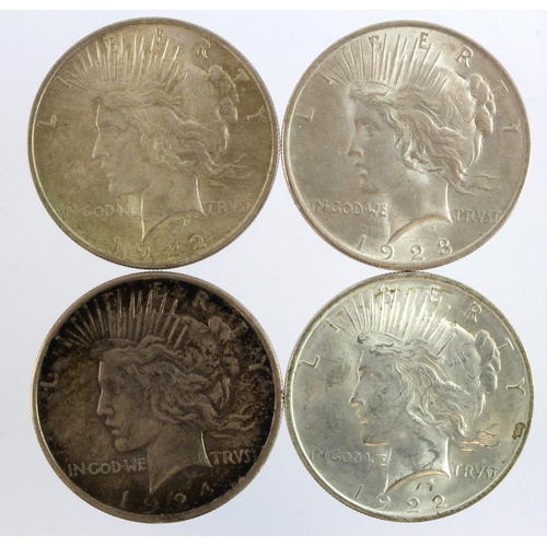 821 - USA Peace Silver Dollars (4): 1922 normal GEF, ditto UNC, 1923 UNC, and 1924 GVF