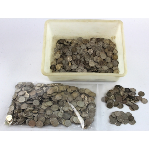 822 - USA Silver Dimes (approx. 1450) Mercury, Roosevelt, a bag of earlier, some holed, and a small bag of... 