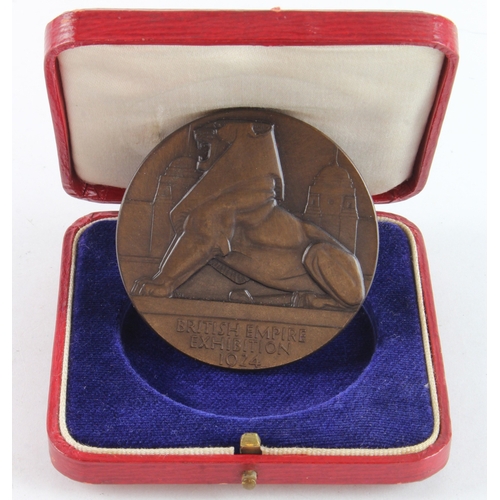 907 - British Exhibition Medal, bronze d.51mm: British Empire Exhibition 1924 (medal) by B. Mackennal / P.... 