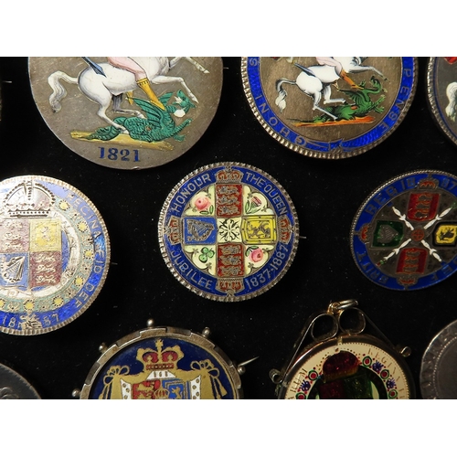 934 - Enamelled Coins & Coin Jewellery, a collection in a tray, noted - a large chain of 18thC Maltese sil... 