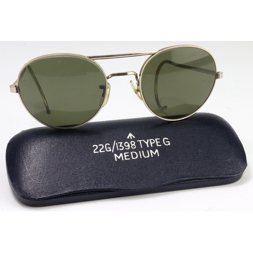 454 - RAF Type G (22G/1398) sunglasses, contained in original case