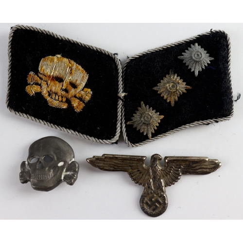 1022 - German SS Totenkopf collar badges with 2nd pattern SS hat badge and scull.