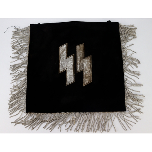 1025 - German SS Trumpet or wall banner, service wear.