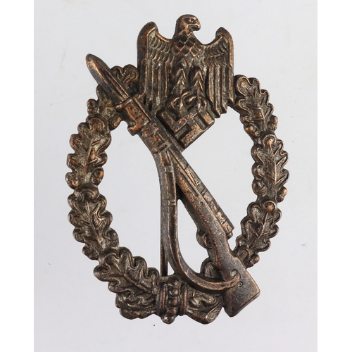 1040 - German Wehrmacht Infantry Assault badge.