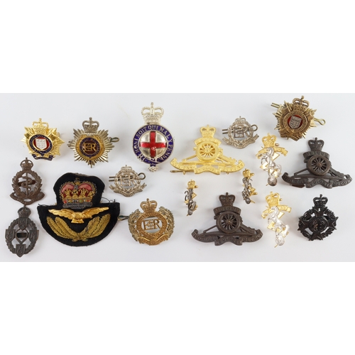 220 - Badges collection of mainly post WW2 officers hat and collar badges.