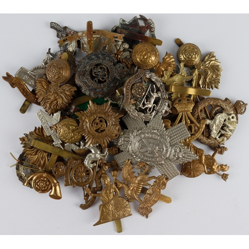 298 - Cap badge selection of various British Regiments  (approx 36)