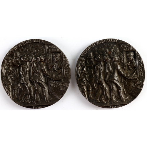 359 - Lusitania WW1 medallions scarce German example spelt with a I in May, minted to commemorate the sink... 