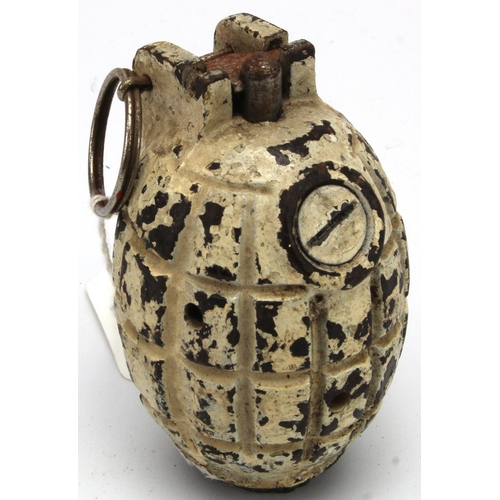 524 - WW2 Mills no 36 hand grenade clean example deactivated.