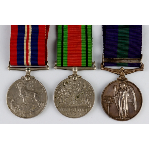 695 - GSM GVI with Palestine 1945-48 clasp (19081352 Dvr A E Martin R.Sigs) Defence & War Medals