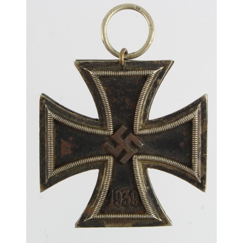 933 - German Iron Cross 2nd Class WW2, no ribbon, maker marked '4'