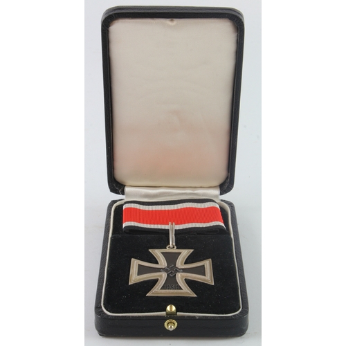 935 - German Knights Cross of the Iron Cross, 800 silver marked and L/12 maker, correct three piece constr... 