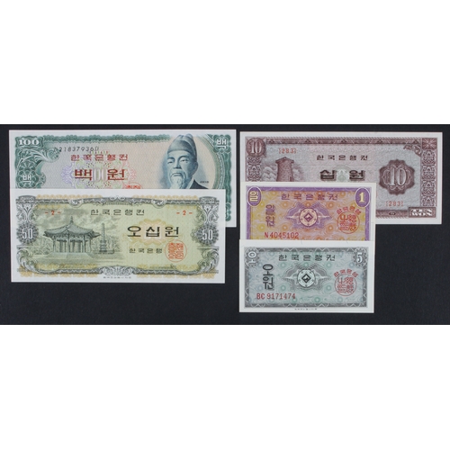 1091 - South Korea (5), 50 Won issued 1969 Block 2 (BNB B235a, Pick40), 100 Won issued 1965 (BNB B236b, Pic... 