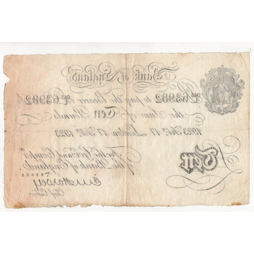 151 - Harvey 10 Pounds (B209b) dated 17th February 1923, serial 043/L 63982, London issue (B209b, Pick313)... 