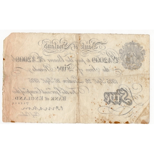 195 - Mahon 5 Pounds (B215) dated 26th September 1925, serial 164/E, London issue (B215, Pick320a) a few h... 