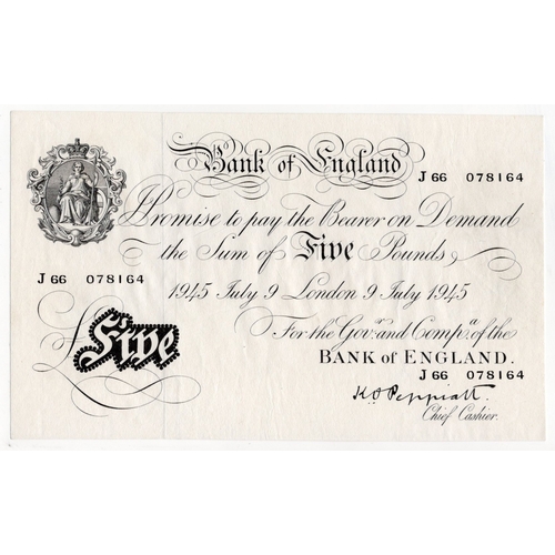 245 - Peppiatt 5 Pounds (B255) dated 9th July 1945, serial J66 078164, London issue on thick paper (B255, ... 