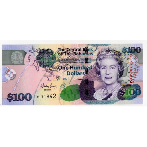 514 - Bahamas 100 Dollars dated 2009, Queen Elizabeth II portrait at right, signed W. Craigg, serial C1718... 