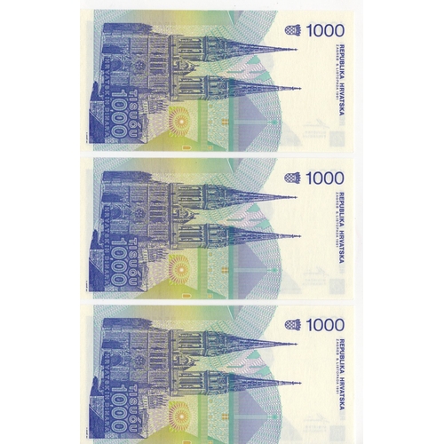 662 - Croatia 100 Dinara (3) dated 1991, a consecutively numbered run, serial B5450314 - B5450316 (BNB B30... 