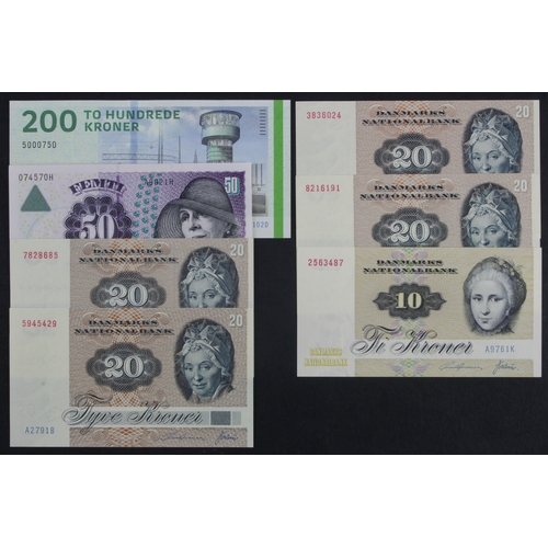 695 - Denmark (7), 200 Kroner dated 2010, 50 Kroner dated 2002, 20 Kroner (4) dated 1979 (2), 1981, 1984, ... 