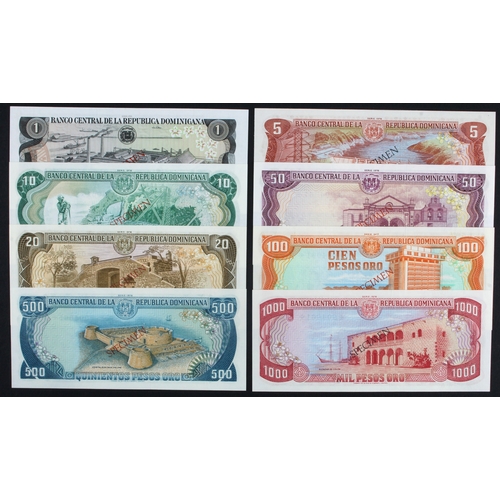 698 - Dominican Republic (8), a set of Franklin Mint collectors SPECIMEN notes with matching serial number... 