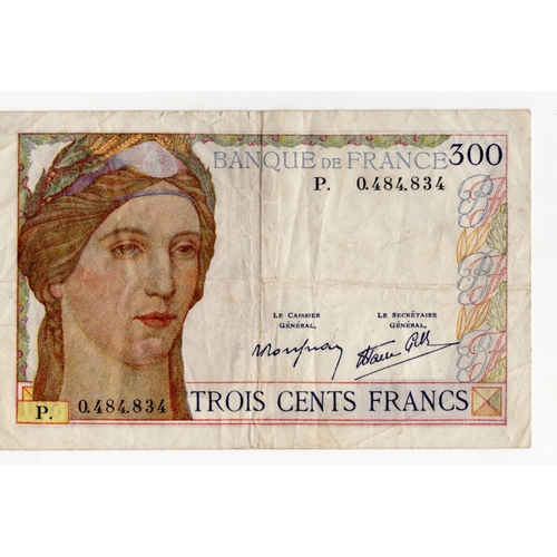 762 - France 300 Francs issued 1938, serial P. 0484834 (Pick87a) 5 pinholes, Fine+