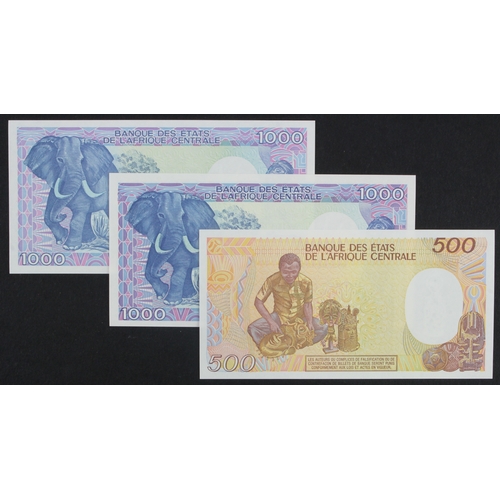 784 - Gabon (3), 1000 Francs (2) dated 1985 & 1990, 500 Francs dated 1985 (BNB B207a B208a, B209c, Pick8 -... 