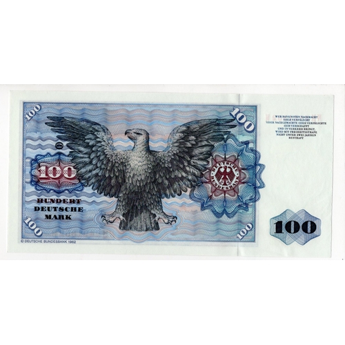 799 - Germany Federal Republic 100 Deutsche Mark dated 2nd January 1980, serial NM 2421352 W (BNB B205i, P... 